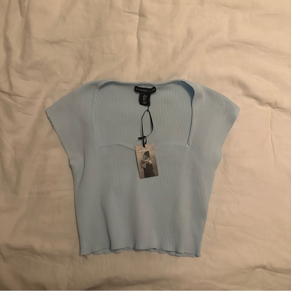 Sweetheart neckline crop top